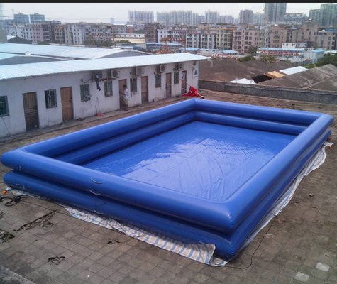 โลโก้ที่กําหนดเอง สระว่ายน้ํา PVC สามารถถอดและพกพาได้