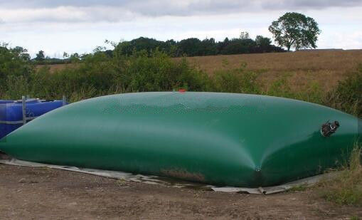 ถังเก็บน้ําหมอน PVC 10000L ถังเก็บน้ําขนาดใหญ่ขนาดยืดหยุ่น ถังเก็บน้ํา