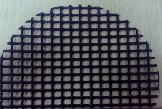 380g สีดํา PVC ปกแต่ง Mesh 0. 28-1. 5 มม ความหนา สําหรับกระเป๋า Surfboard ปกแต่งปูเลสเตอร์ Mesh