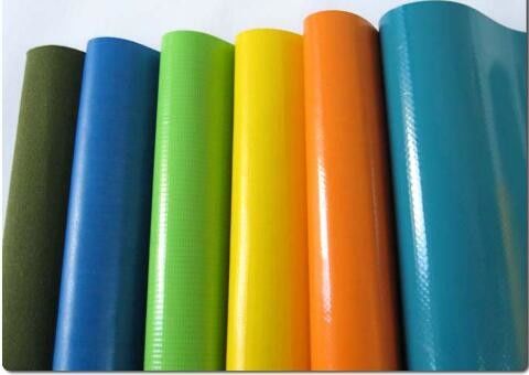 ความทนทานต่อการฉีกขาดที่แข็งแรง PVC Truck Cover พื้นผิวแมทด้วยวัสดุแท้ที่ไม่เคยใช้มาก่อน