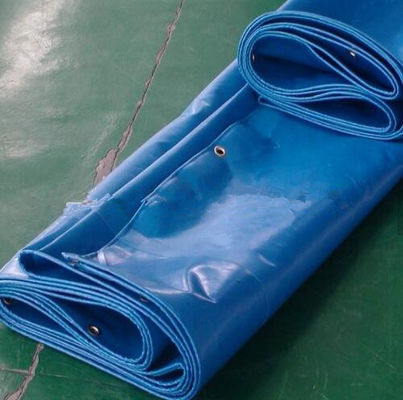 การป้องกัน UV Mesh Truck Tarps นุ่มนวลสําหรับรถบรรทุกภาระหนัก 300-900gsm น้ําหนัก UV Protection Mesh Truck Tarps นุ่มนวล F