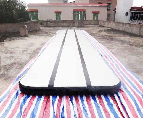 แผ่นกีฬาออกกําลังกายที่แน่นอากาศ Air Track Mat แผ่นกีฬาออกกําลังกายอากาศที่ทนทานสําหรับการวิ่ง