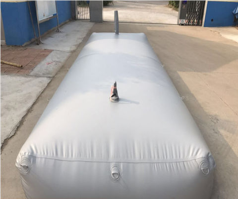 TPU โพลีเอเทอร์ทารพูลินน้ําไส้ 4000L อาหารเกรดน้ําหนักเบาสําหรับทะเลทราย