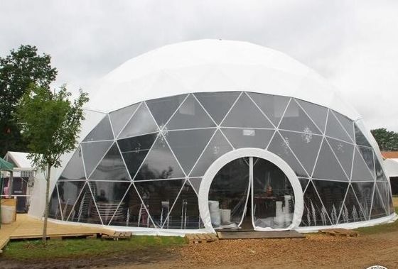 5M หรูหรา Geodetic Dome Tent กับท่อเหล็กและปกโปร่ง