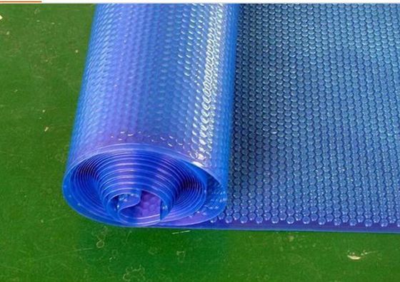 400 ไมครอน ป้องกันแสงสว่าง UV ในภายนอก การอนุรักษ์ความร้อน PE Bubble สระว่ายน้ํา ผ้าปิดแสงอาทิตย์