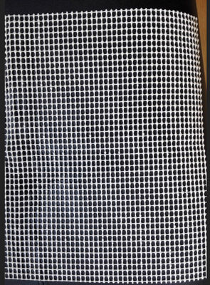 240gsm PVC Foam Mesh Underlay เป็นผึ้ง เสื้อผ้าป้องกัน Liner ไม่เลื่อน