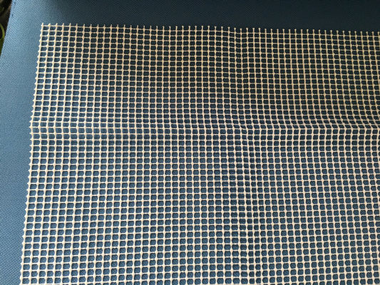 240gsm PVC Foam Mesh Underlay เป็นผึ้ง เสื้อผ้าป้องกัน Liner ไม่เลื่อน