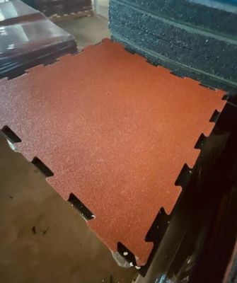 1Mx1M EPDM ยาง Gym Flooring Rolls สําหรับสนามเด็กเล่นกลางแจ้ง